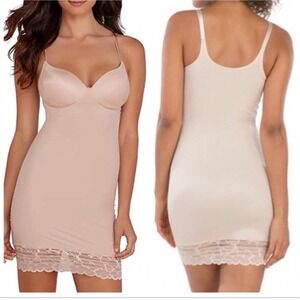 Assets Red Hot Label by Spanx Nude Lace Trim Shapewear Slip 10070R Womens Medium
